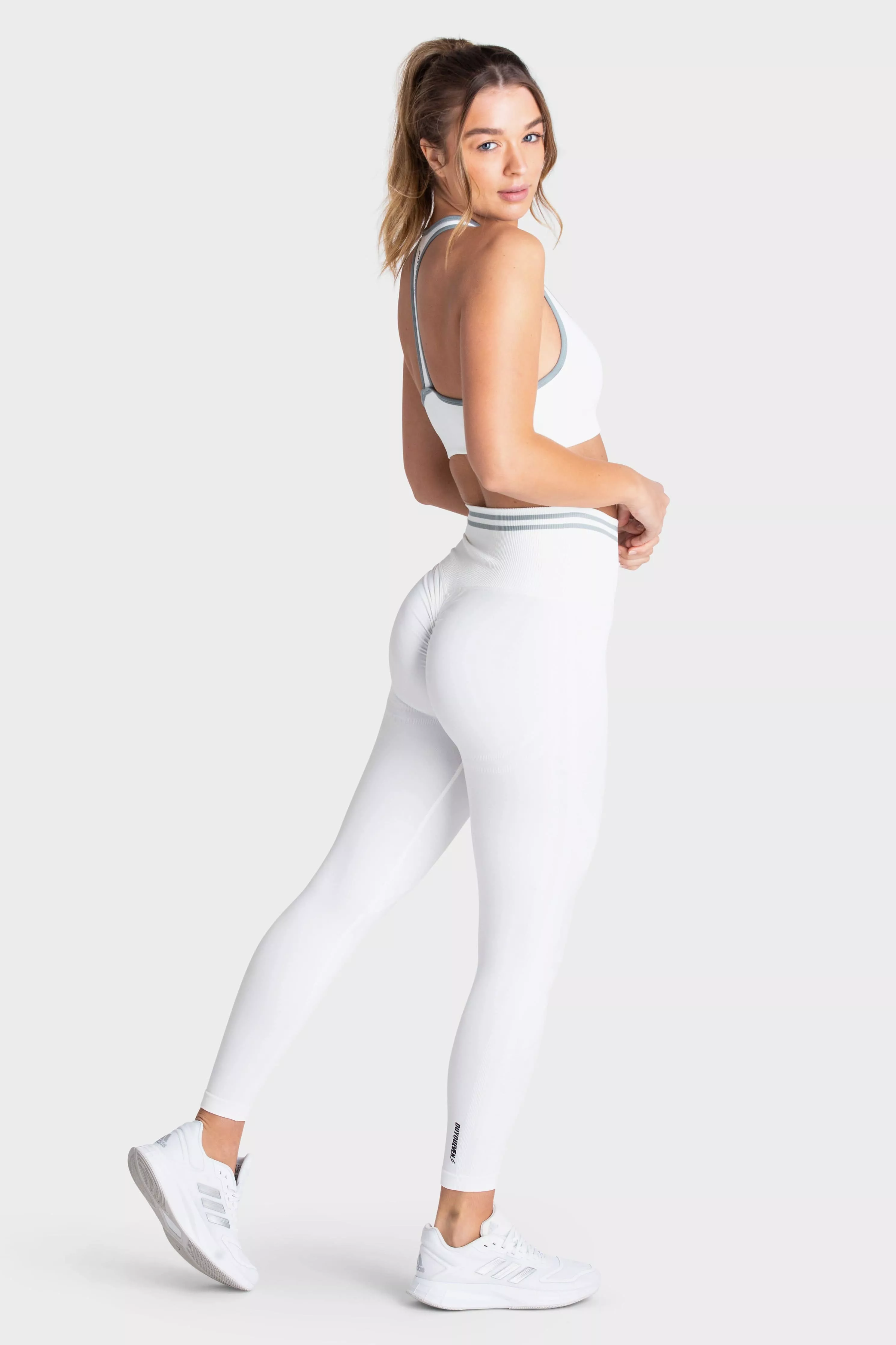 DYE Scrunch Seamless Leggings - Bright White