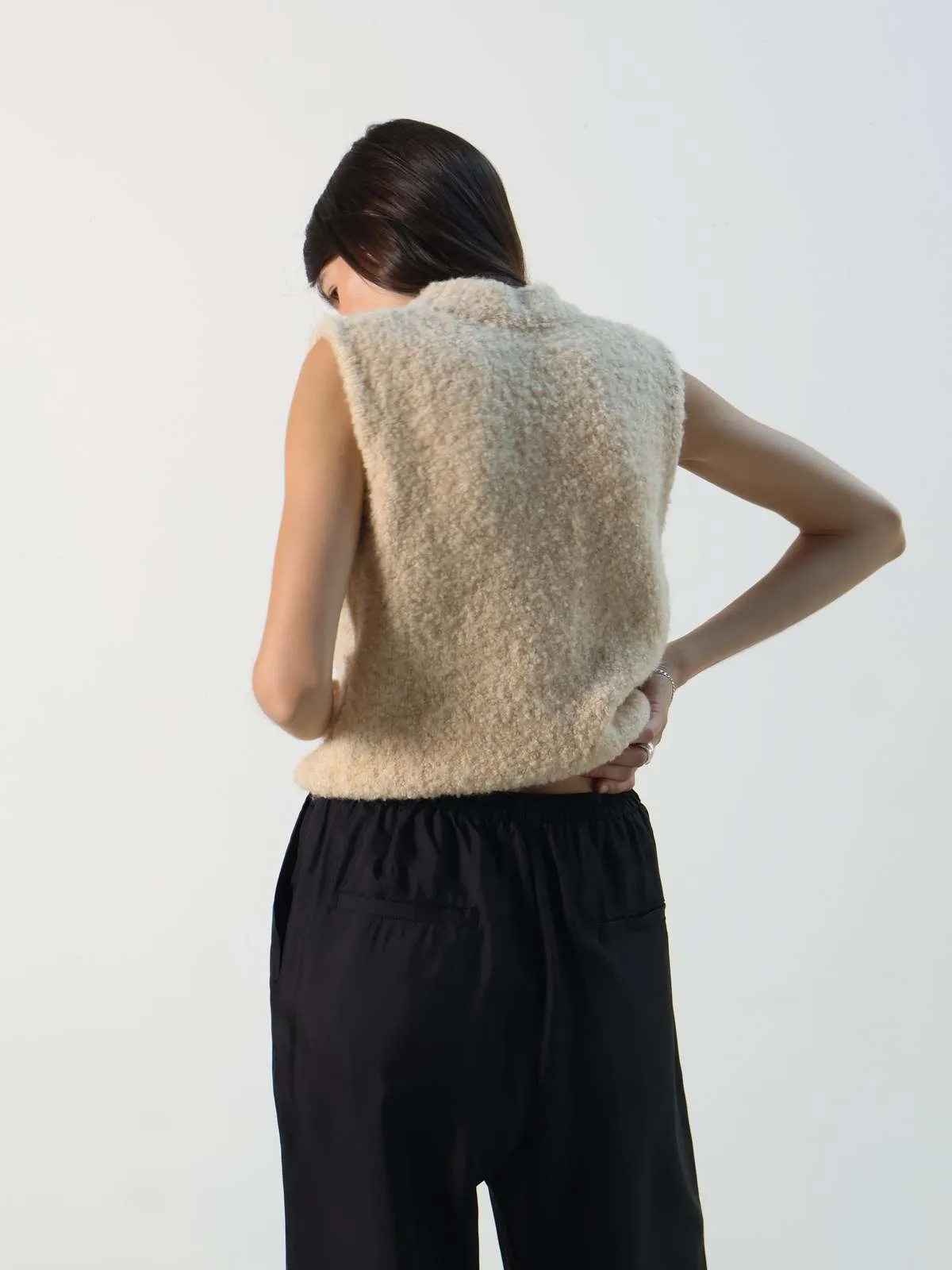 Edlyn Sleeveless Sweater - Cream