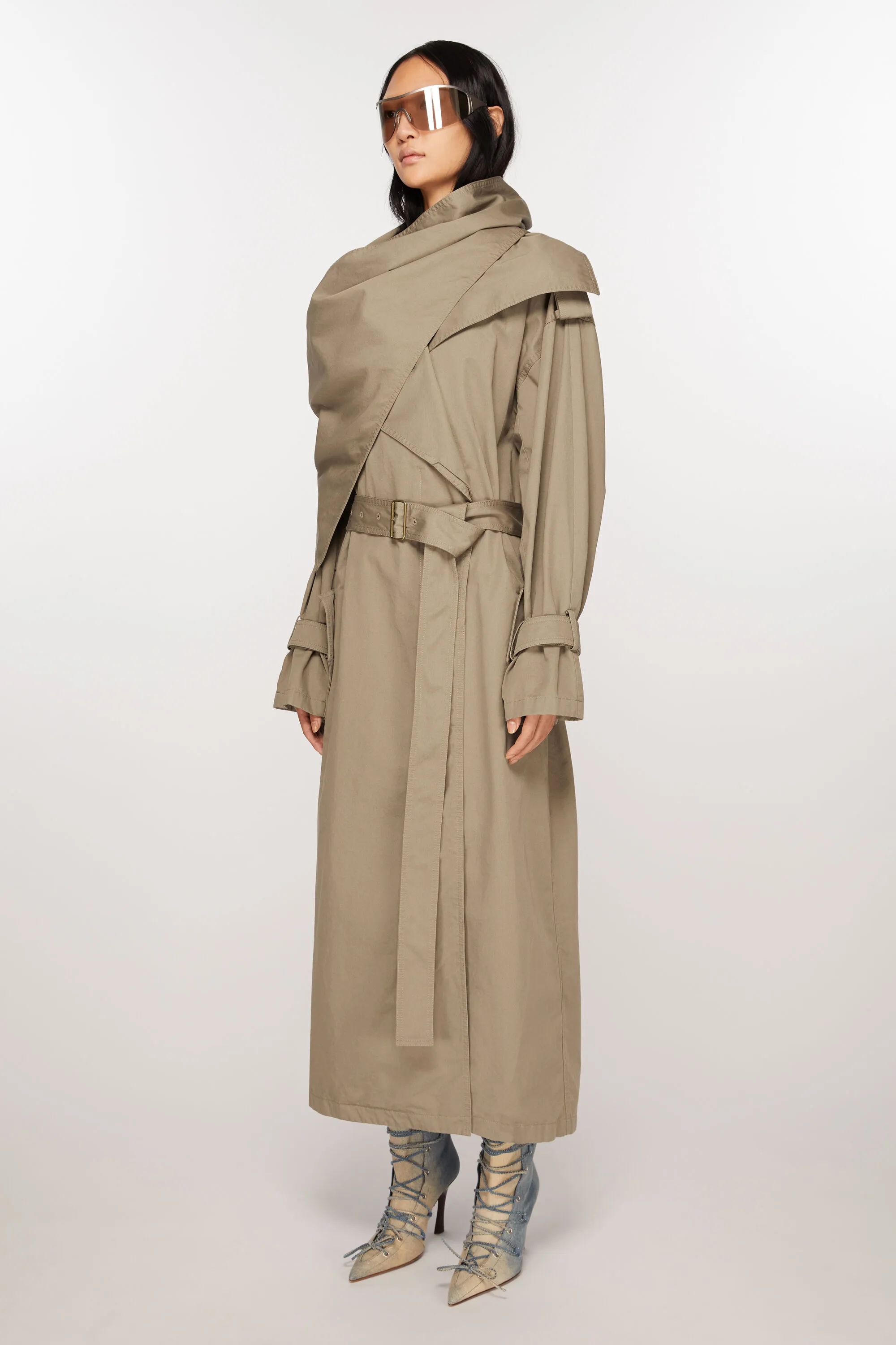 Scarf collar trench coat