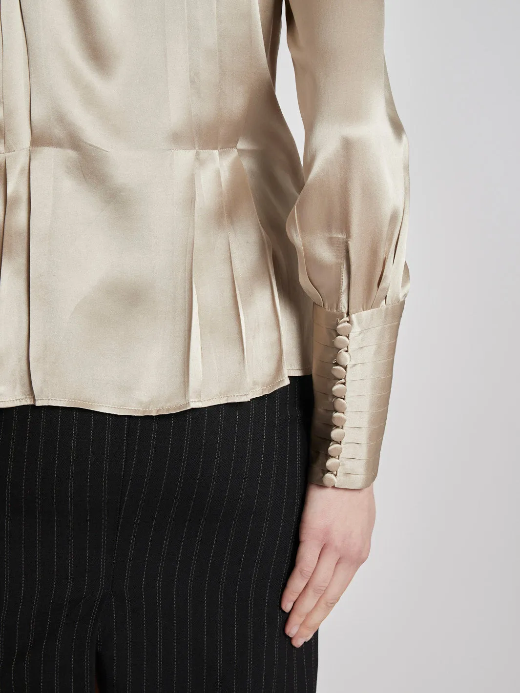 Y2K Lidia cardinale champagne-coloured silk blouse